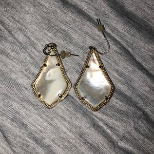 kendra scott earrings